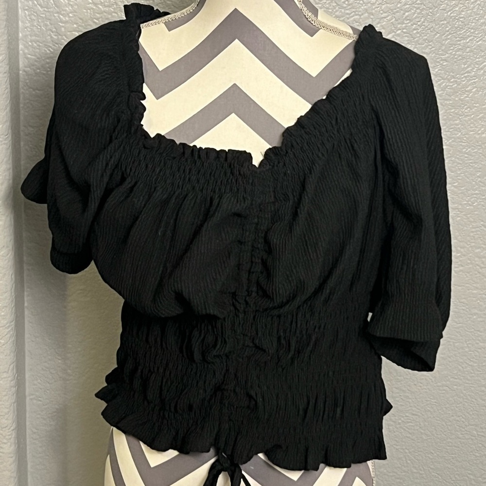 Pilcro Anthropologie PXL Crop Top New with out tags